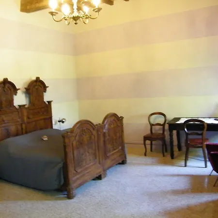 Bed and Breakfast And Breakfast Torre Felino